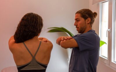 Cómo Interpretar Tu Cuerpo Según la PNI y la Osteopatía en 2025